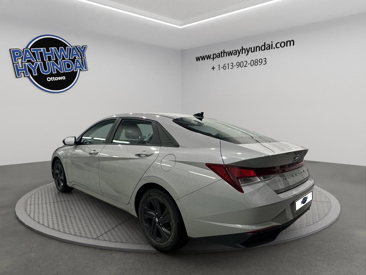 2022 Hyundai Elantra Preferred Photo