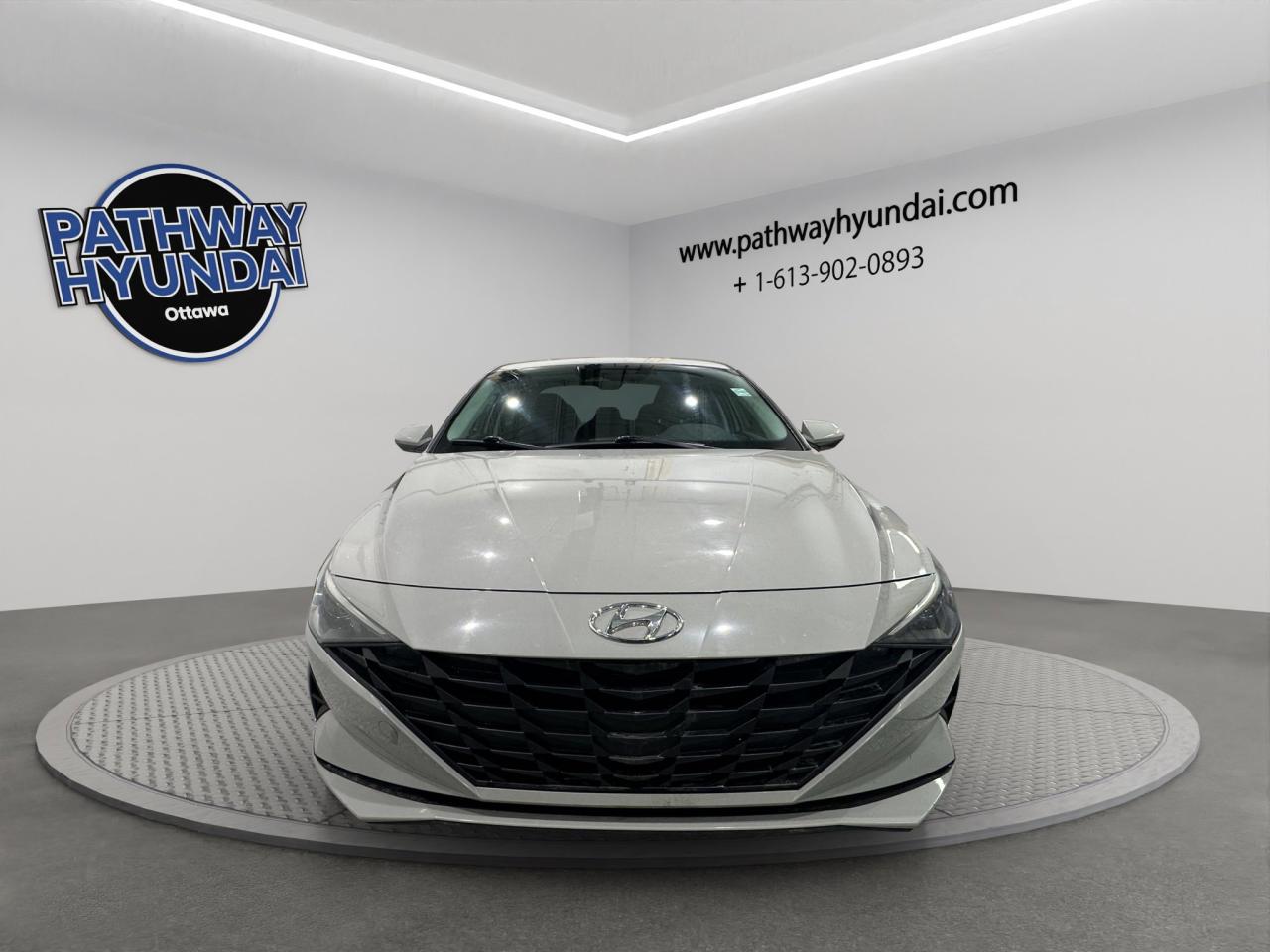 2022 Hyundai Elantra Preferred Photo