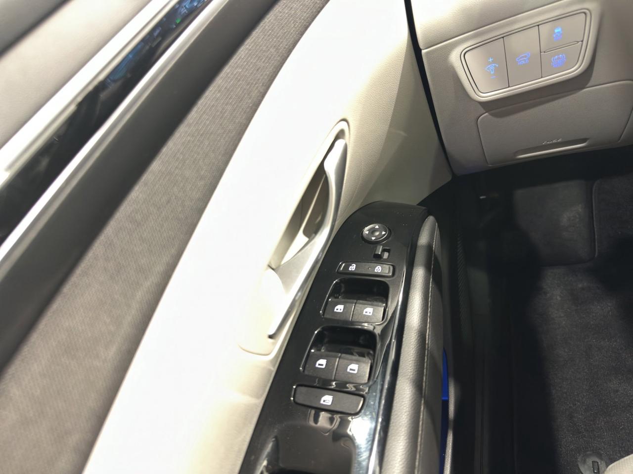 2023 Hyundai Tucson Hybrid Ultimate | Reverse Cam | Sunroof Photo