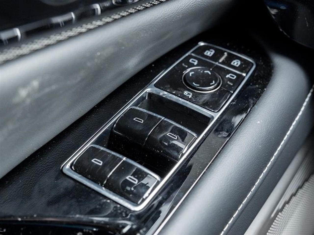 2026 Cadillac OPTIQ Sport Photo