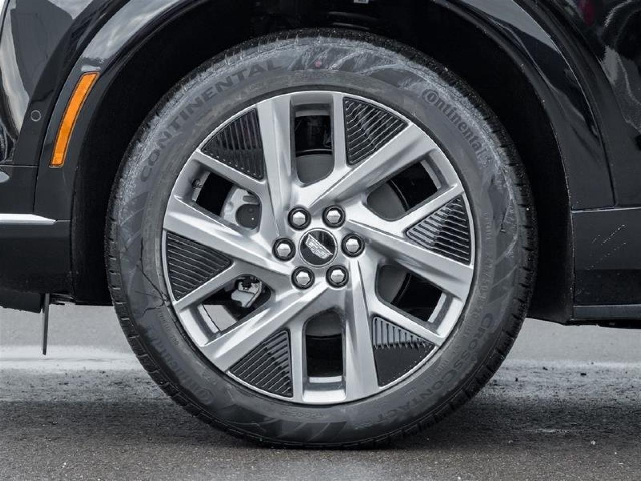 2026 Cadillac OPTIQ Luxury Photo