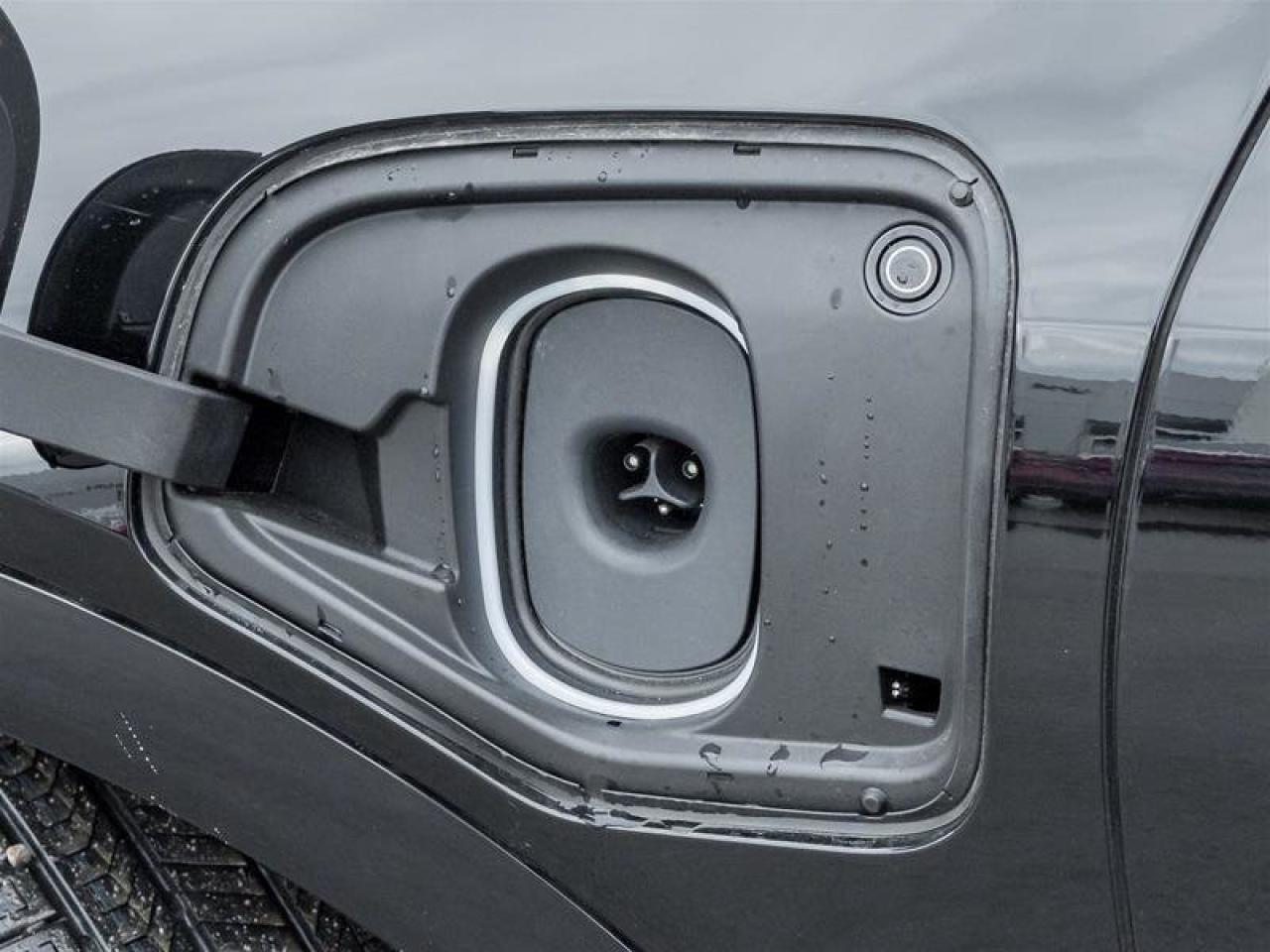 2026 Cadillac OPTIQ Luxury Photo4