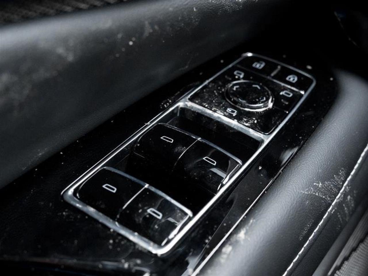 2026 Cadillac OPTIQ Luxury Photo