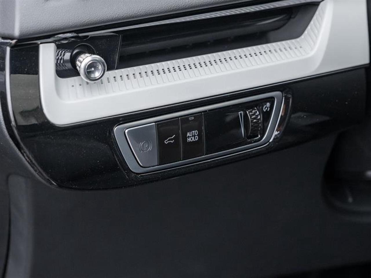 2026 Cadillac OPTIQ Luxury Photo