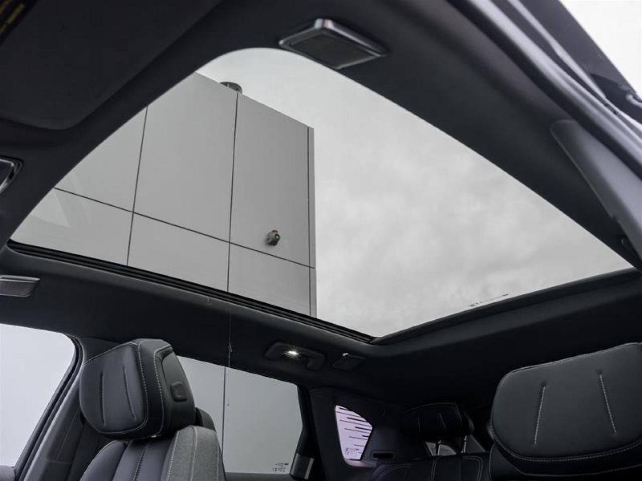 2026 Cadillac OPTIQ Luxury Photo