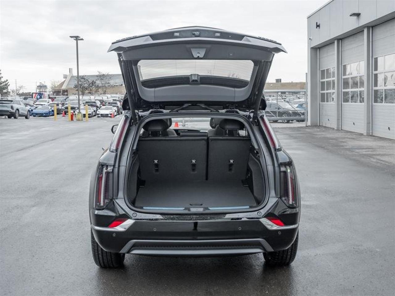 2026 Cadillac OPTIQ Luxury Photo