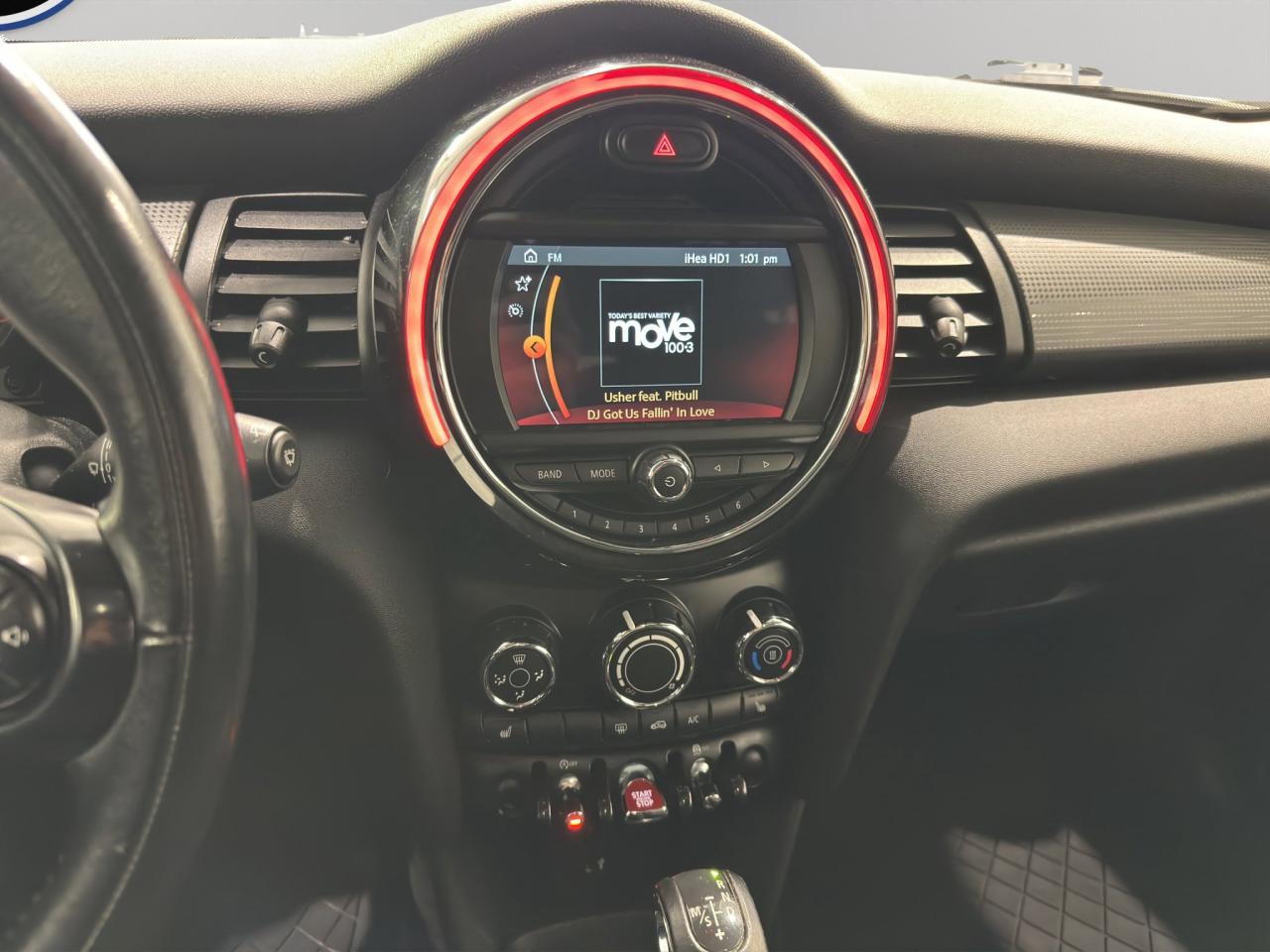 2019 MINI 5 Door Cooper | Reverse Cam | Heated Seats Photo