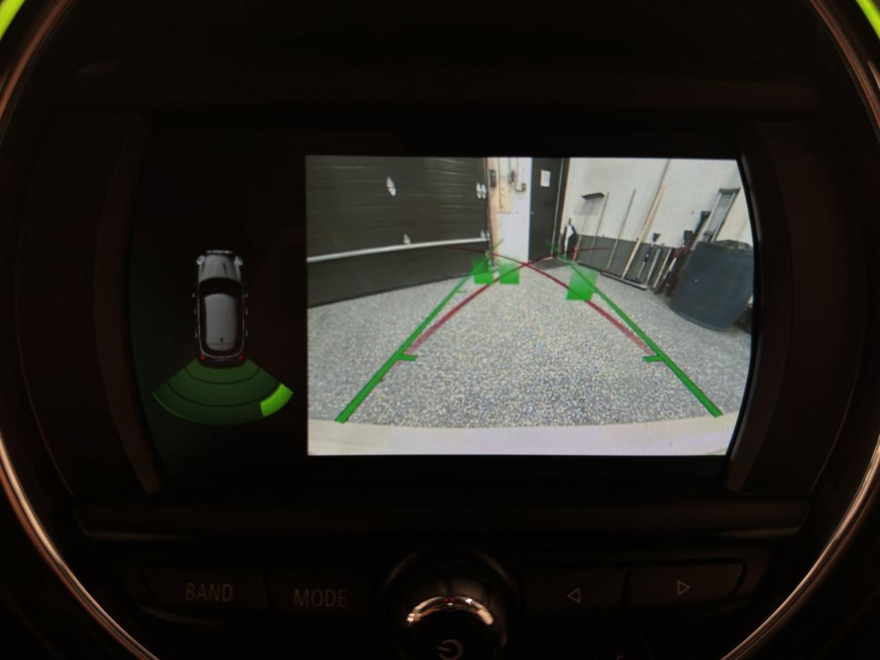 2019 MINI 5 Door Cooper | Reverse Cam | Heated Seats Photo