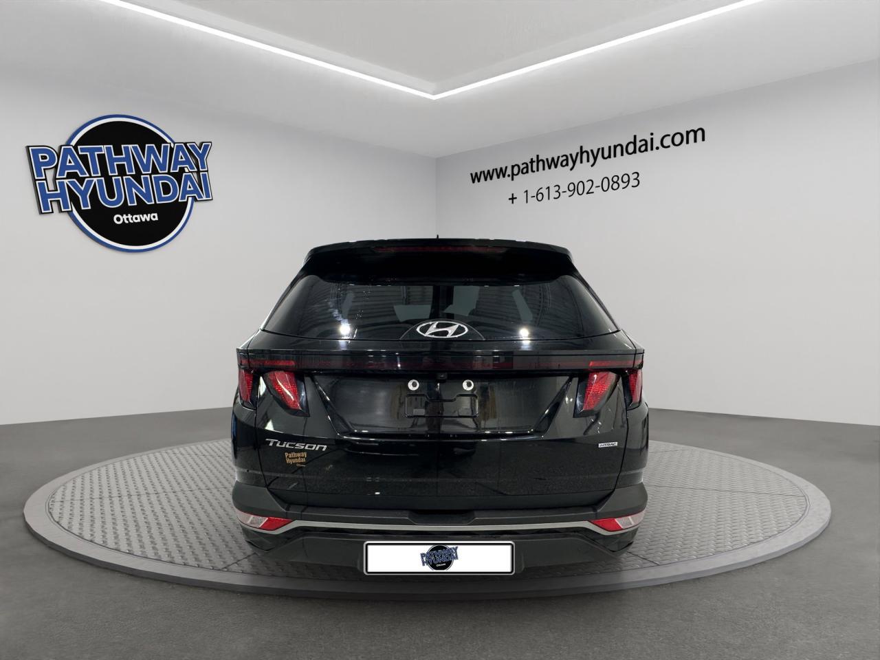2023 Hyundai Tucson Preferred | Reverse Cam | Heated Seats Photo4