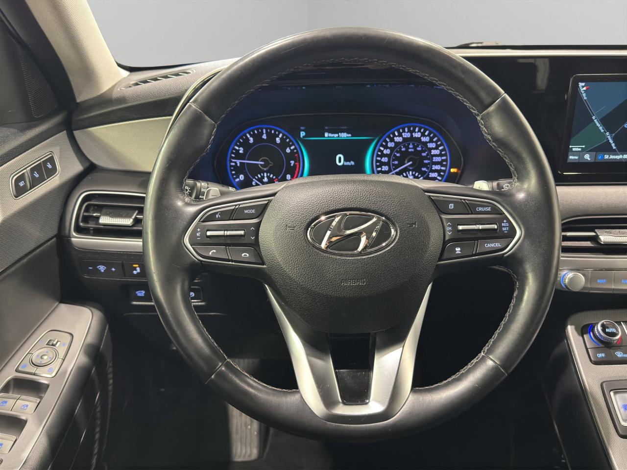 2022 Hyundai PALISADE Luxury | Reverse Cam | Heated Seats Photo