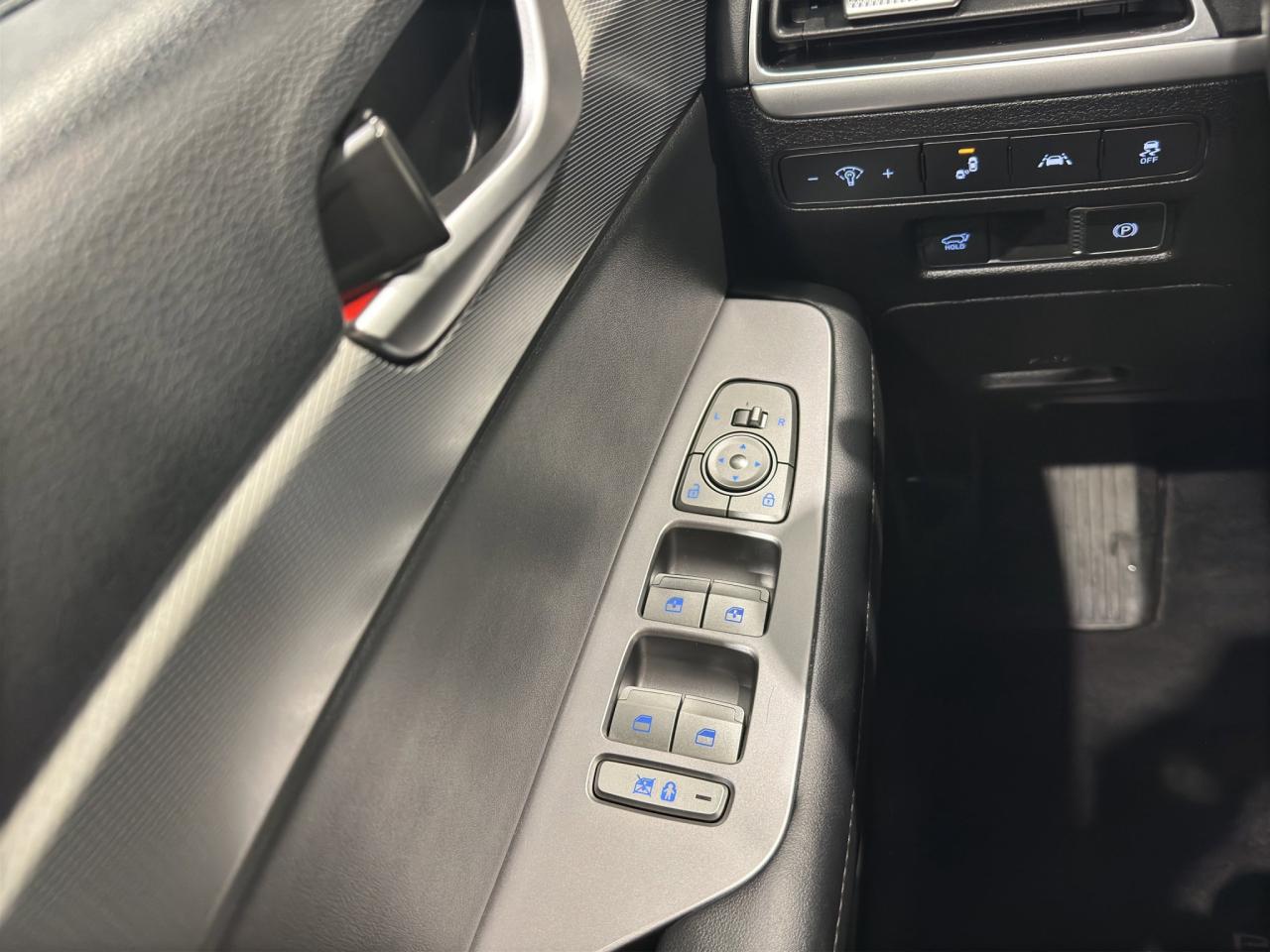 2022 Hyundai PALISADE Luxury | Reverse Cam | Heated Seats Photo