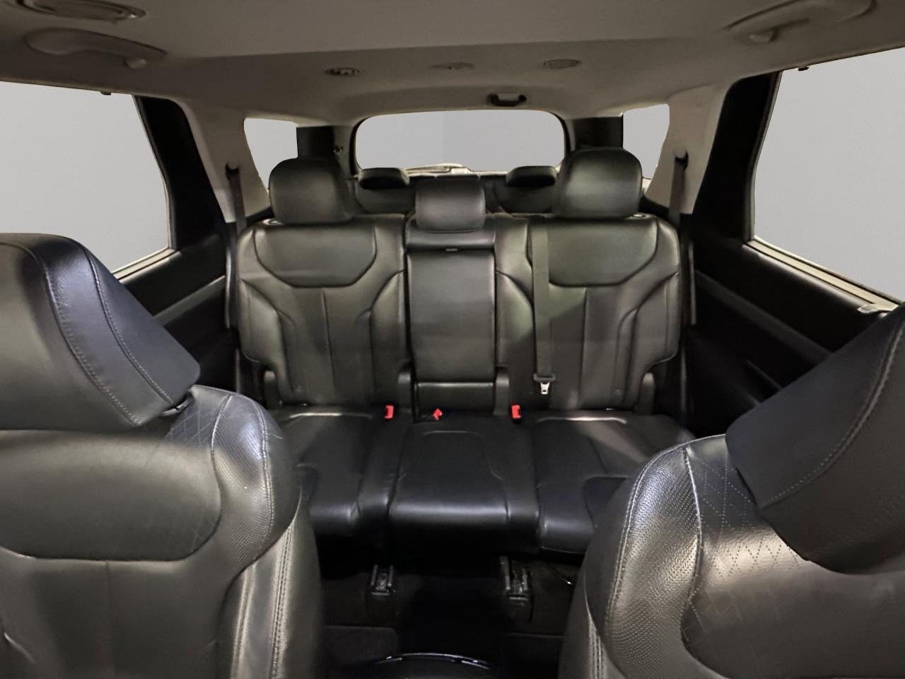 2022 Hyundai PALISADE Luxury | Reverse Cam | Heated Seats Photo