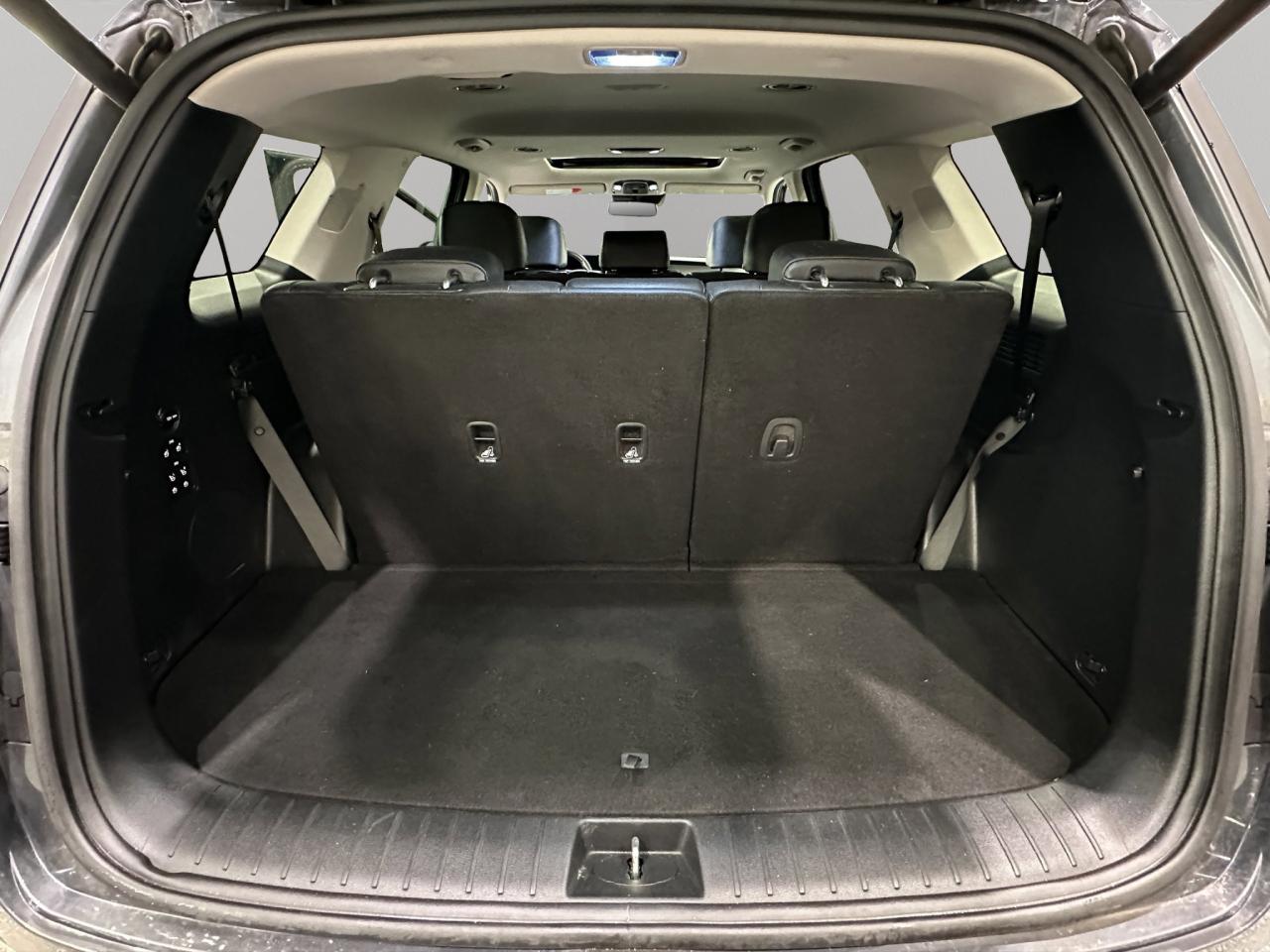 2022 Hyundai PALISADE Luxury | Reverse Cam | Heated Seats Photo