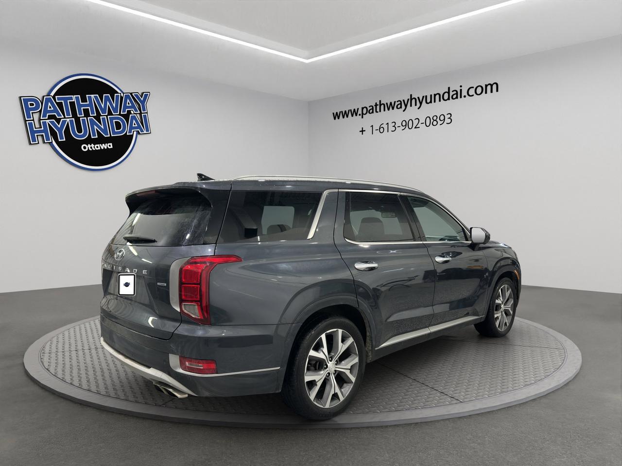 2022 Hyundai PALISADE Luxury | Reverse Cam | Heated Seats Photo3