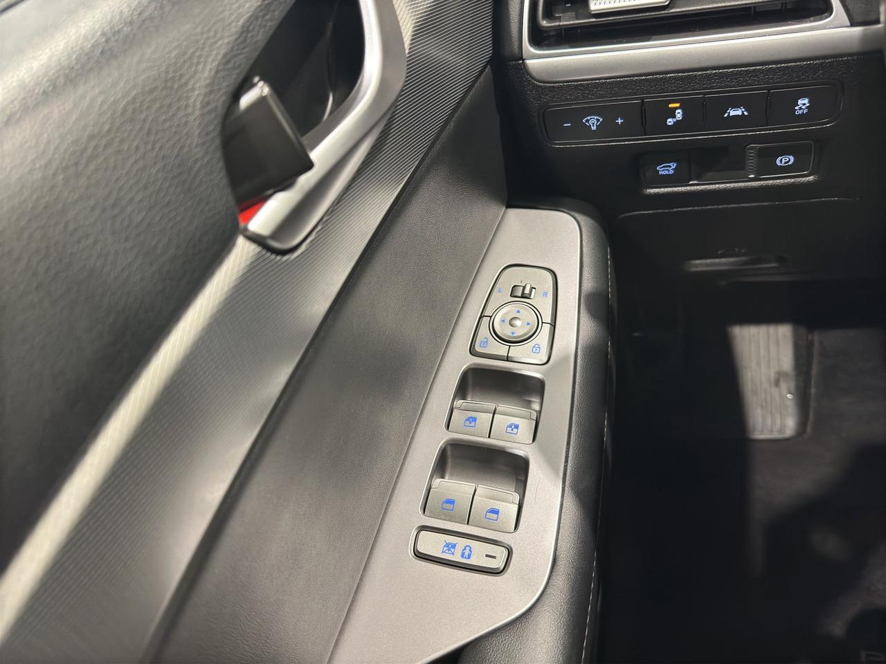 2022 Hyundai PALISADE Luxury | Reverse Cam | Heated Seats Photo