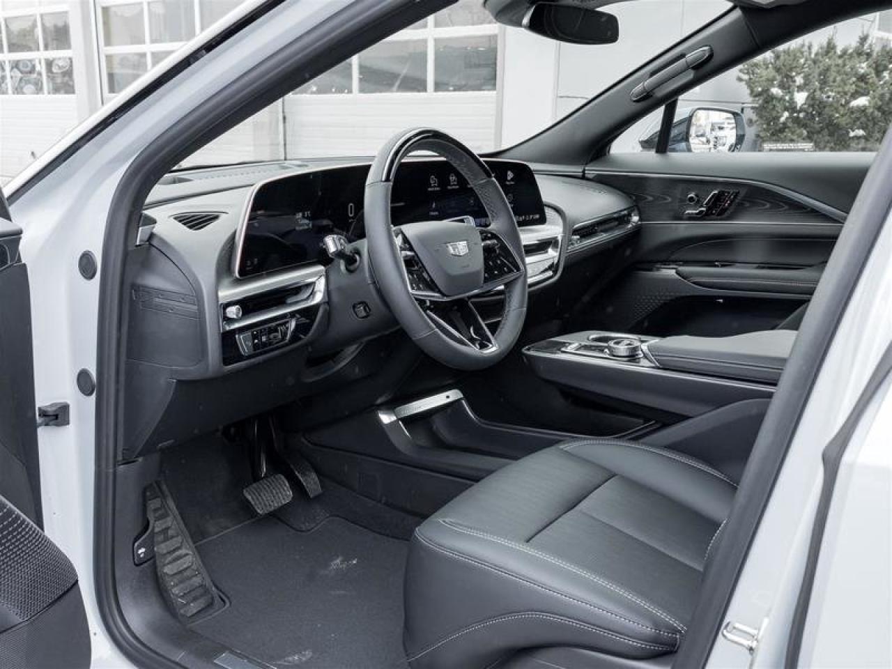 2026 Cadillac LYRIQ Sport Photo