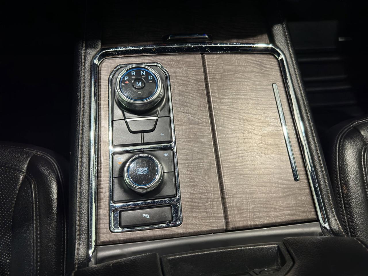 2020 Ford Expedition Limited | Heated Seats | Reverse Cam Photo