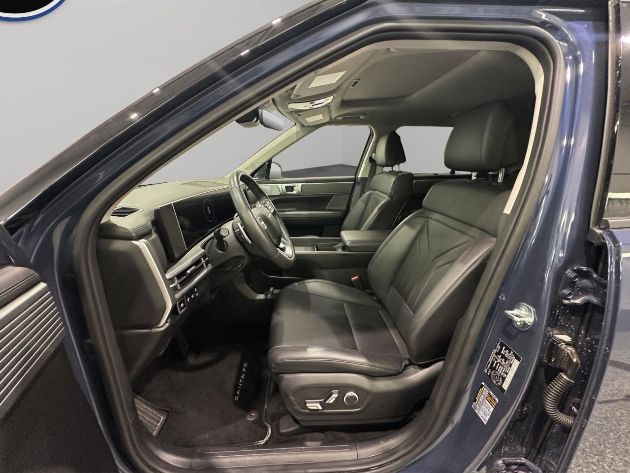 2025 Hyundai Santa Fe XRT | Reverse Cam | Heated Seats Photo