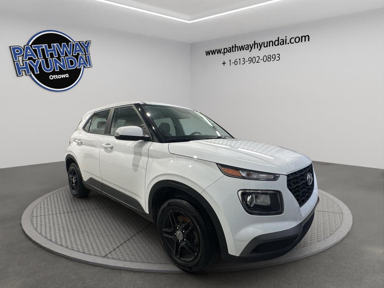 2021 Hyundai Venue Essential | Reverse Cam | Heated Seats Photo