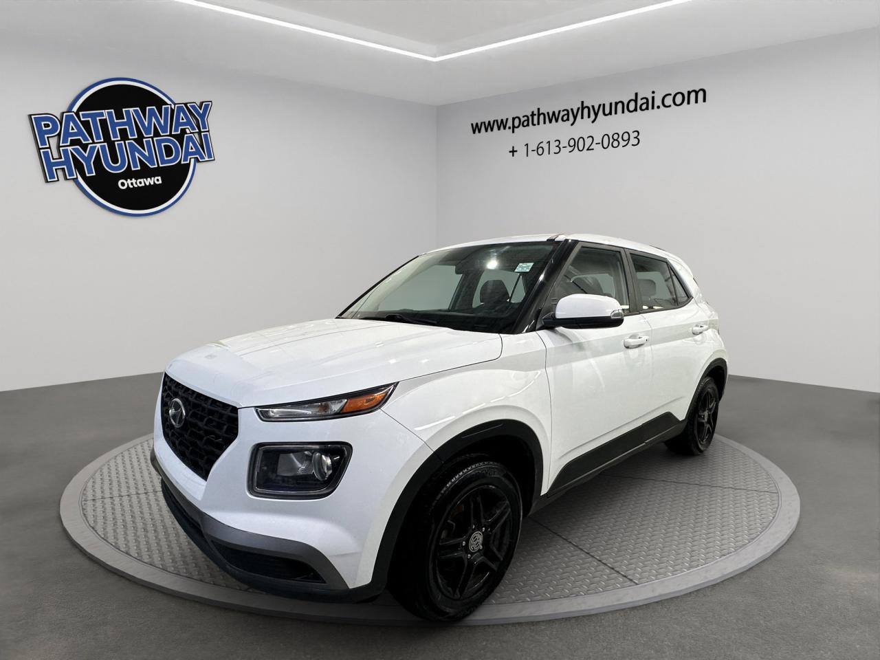 2021 Hyundai Venue Essential | Reverse Cam | Heated Seats Photo