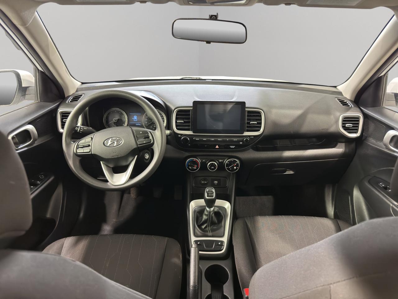 2021 Hyundai Venue Essential | Reverse Cam | Heated Seats Photo
