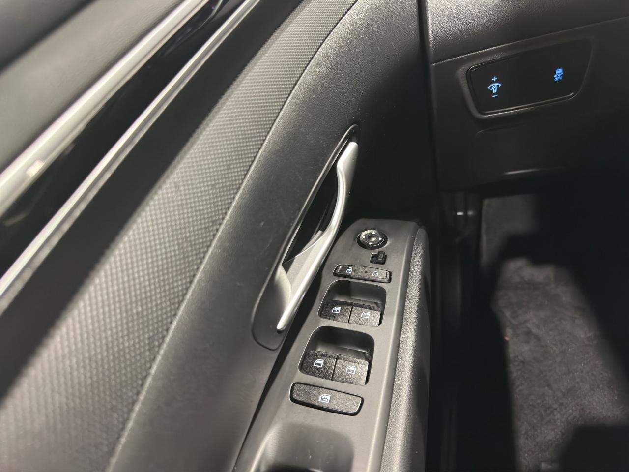 2022 Hyundai Tucson Preferred | Reverse Cam | Heated Seats Photo