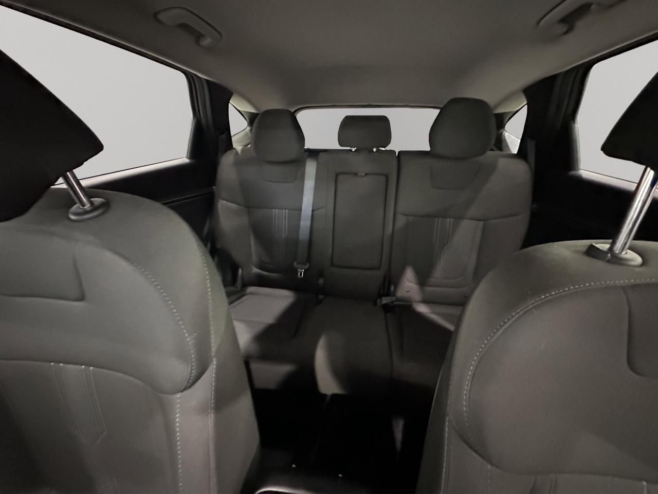 2022 Hyundai Tucson Preferred | Reverse Cam | Heated Seats Photo