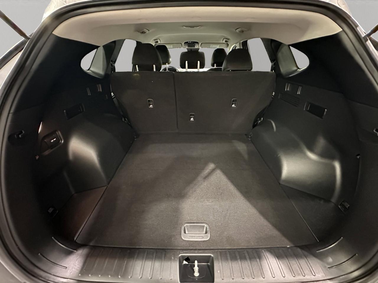 2022 Hyundai Tucson Preferred | Reverse Cam | Heated Seats Photo