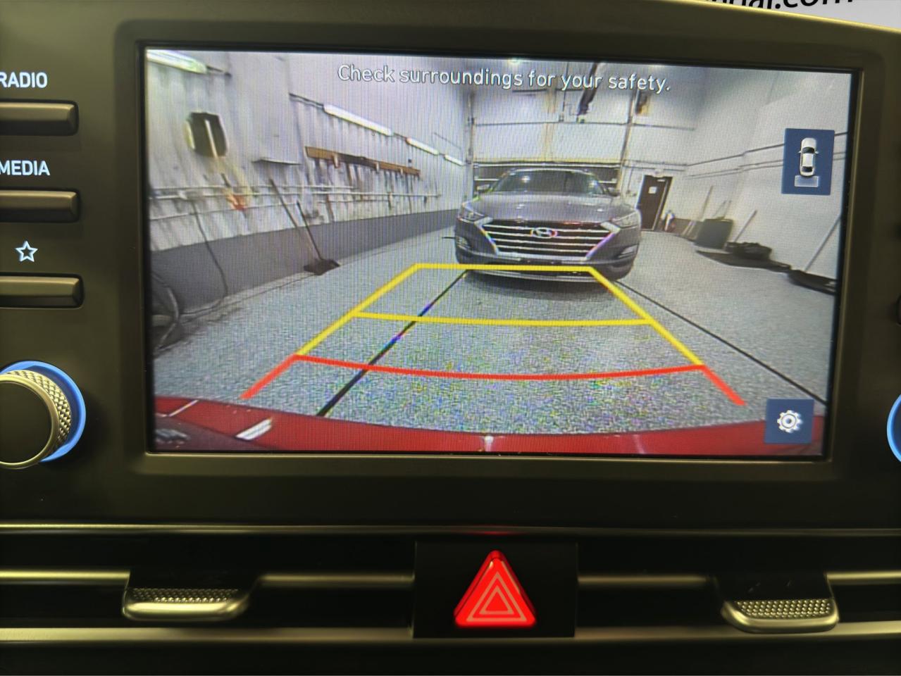 2021 Hyundai Elantra Preferred | Reverse Cam | Heated Seats Photo