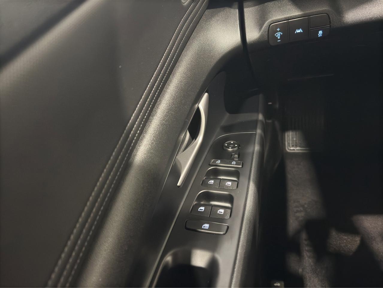 2021 Hyundai Elantra Preferred | Reverse Cam | Heated Seats Photo