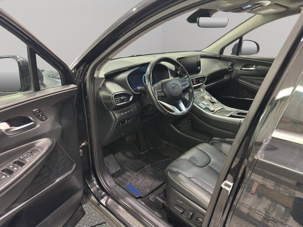 2022 Hyundai Santa Fe Plug-In Hybrid Luxury | Reverse Cam | Heated Seats Photo