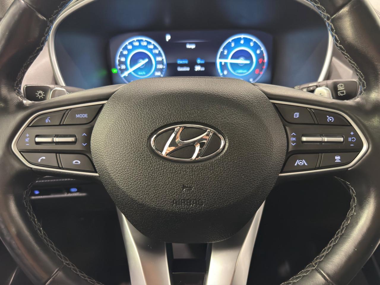 2022 Hyundai Santa Fe Plug-In Hybrid Luxury | Reverse Cam | Heated Seats Photo