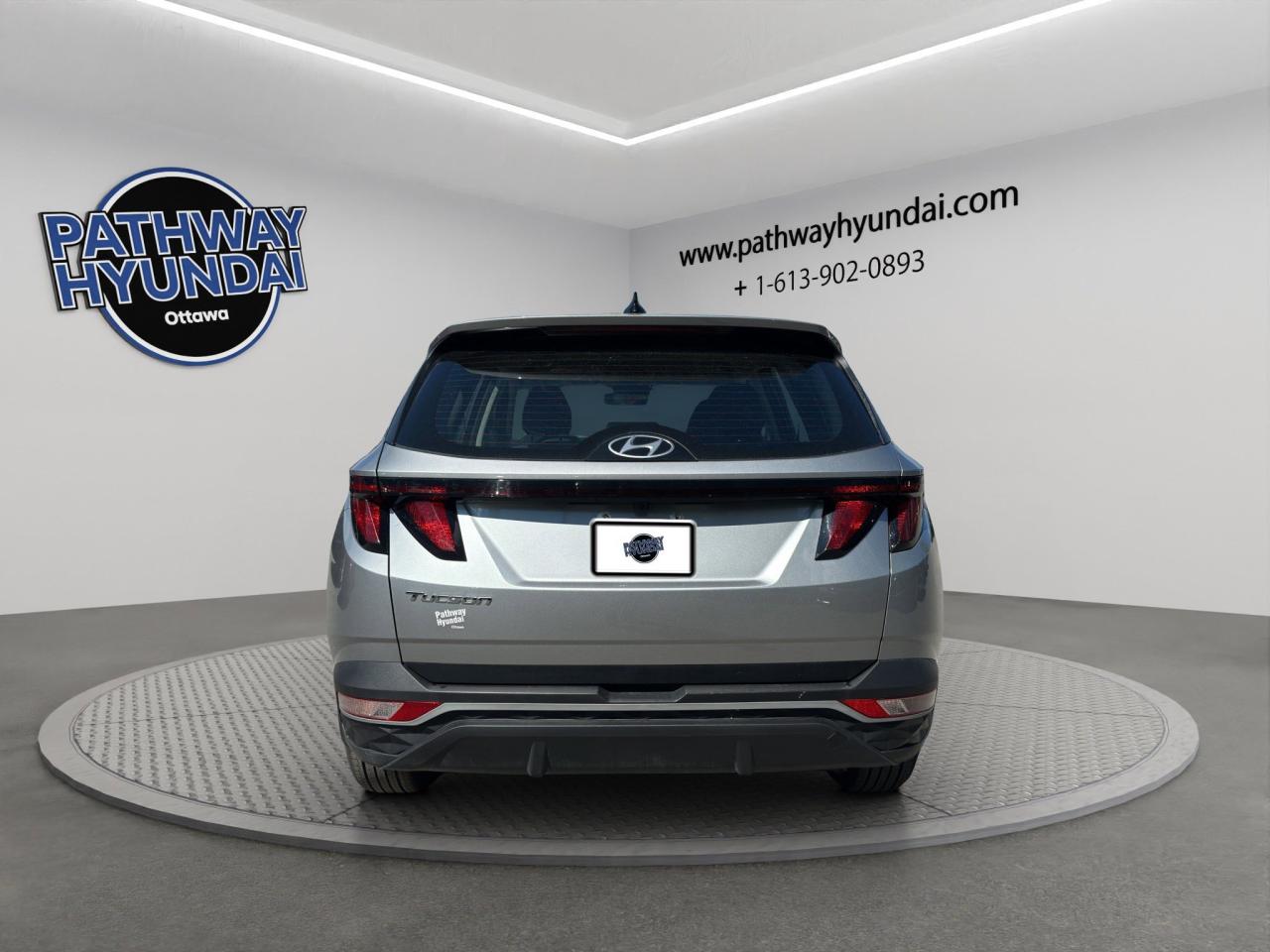 2023 Hyundai Tucson Essential | Reverse Cam | Heated Seats Photo4