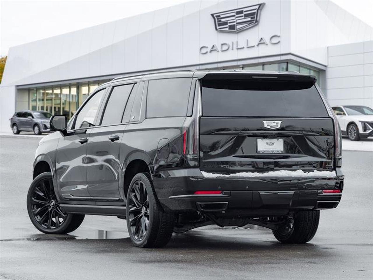 2026 Cadillac Escalade ESV Platinum Sport Photo4