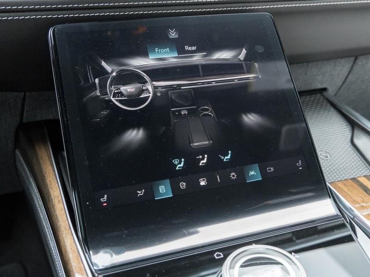 2026 Cadillac Escalade ESV Platinum Sport Photo