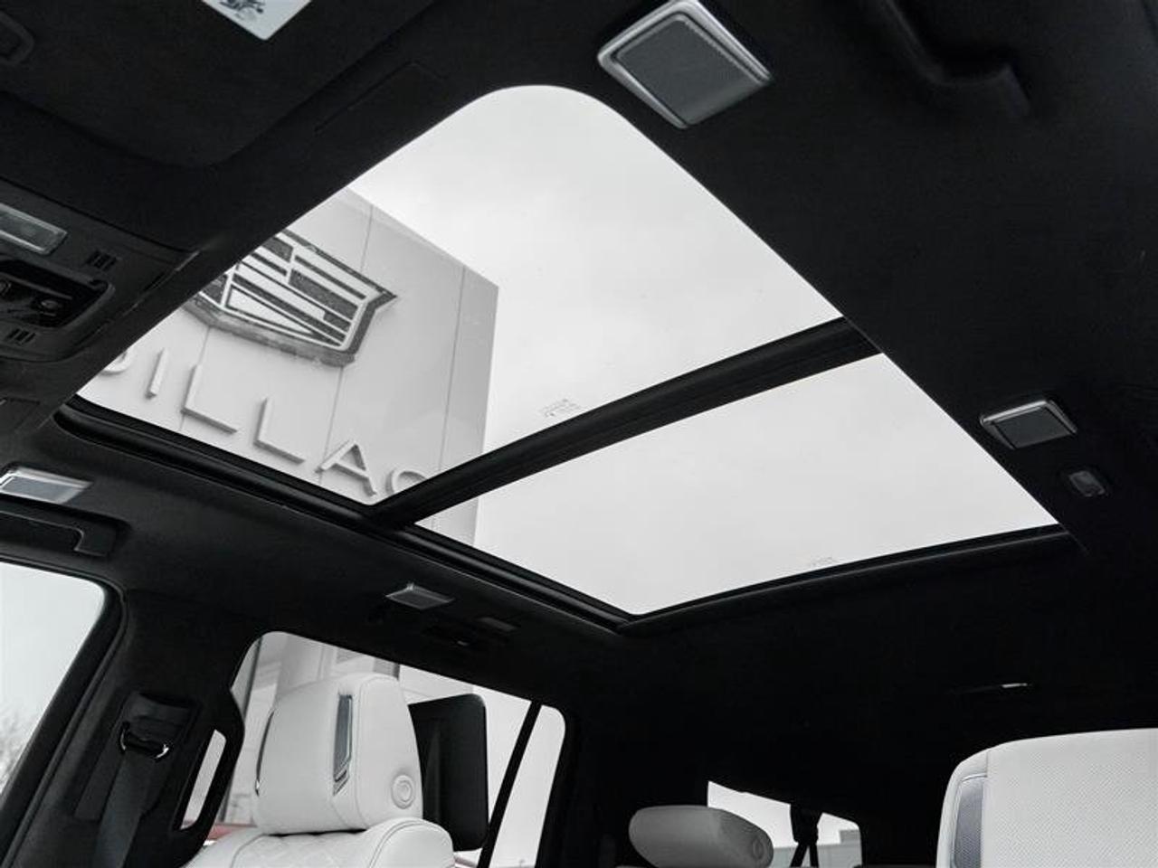 2026 Cadillac Escalade ESV Platinum Sport Photo