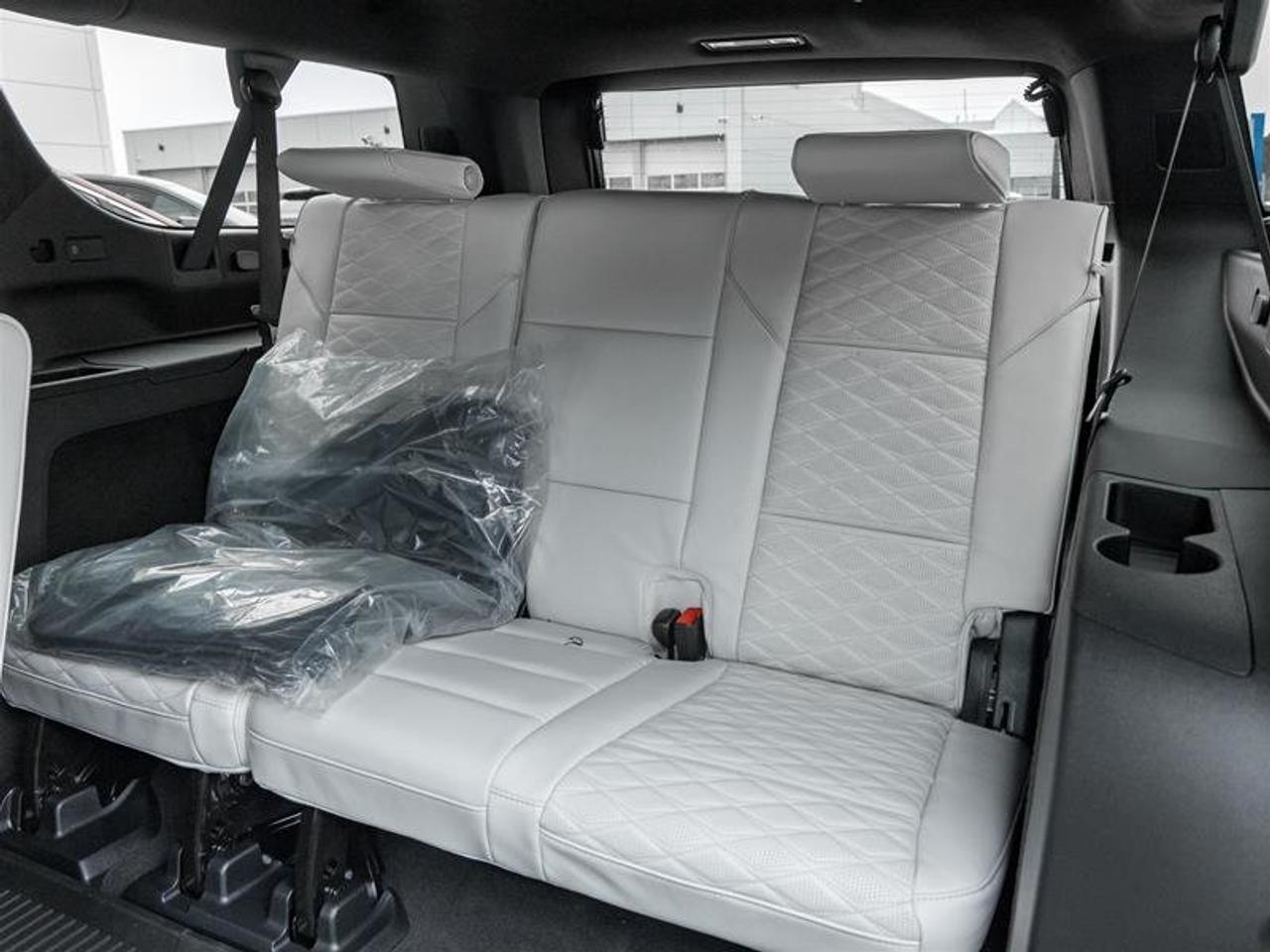 2026 Cadillac Escalade ESV Platinum Sport Photo