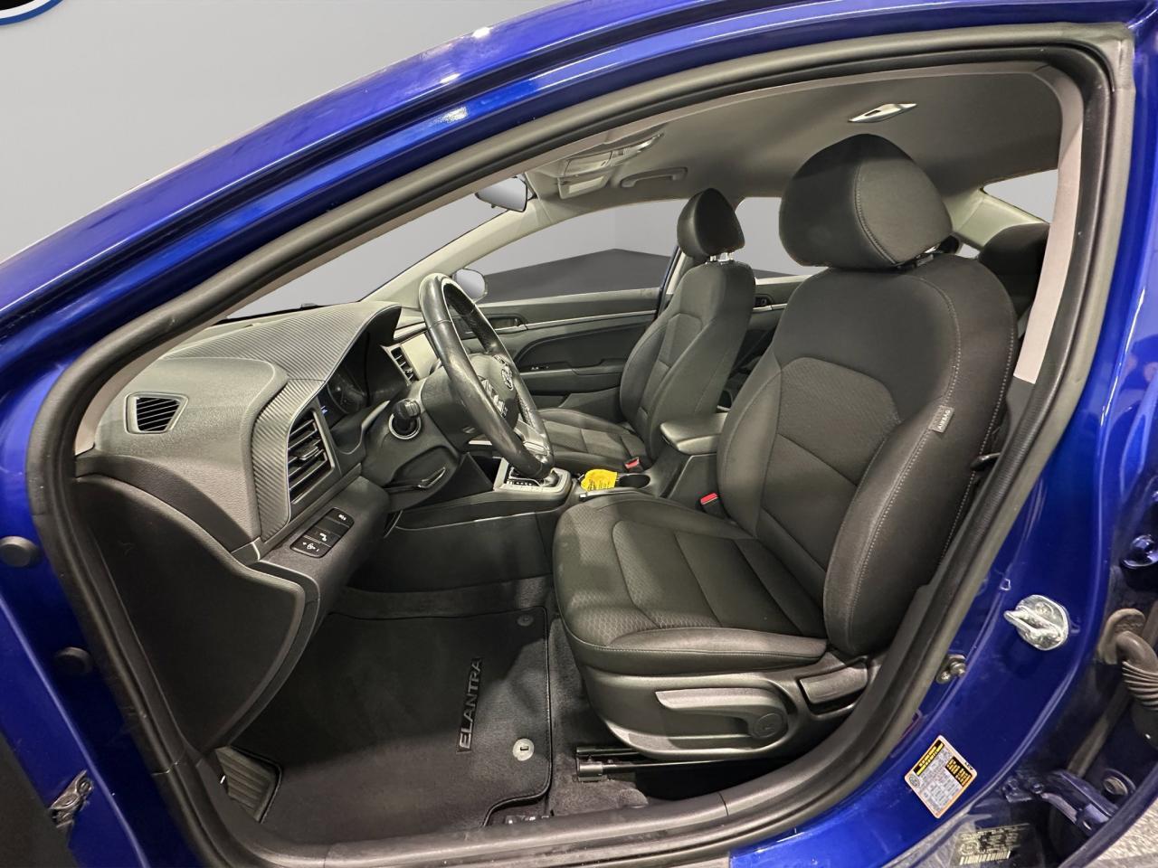 2020 Hyundai Elantra Preferred | Reverse Cam | Heated Seats Photo