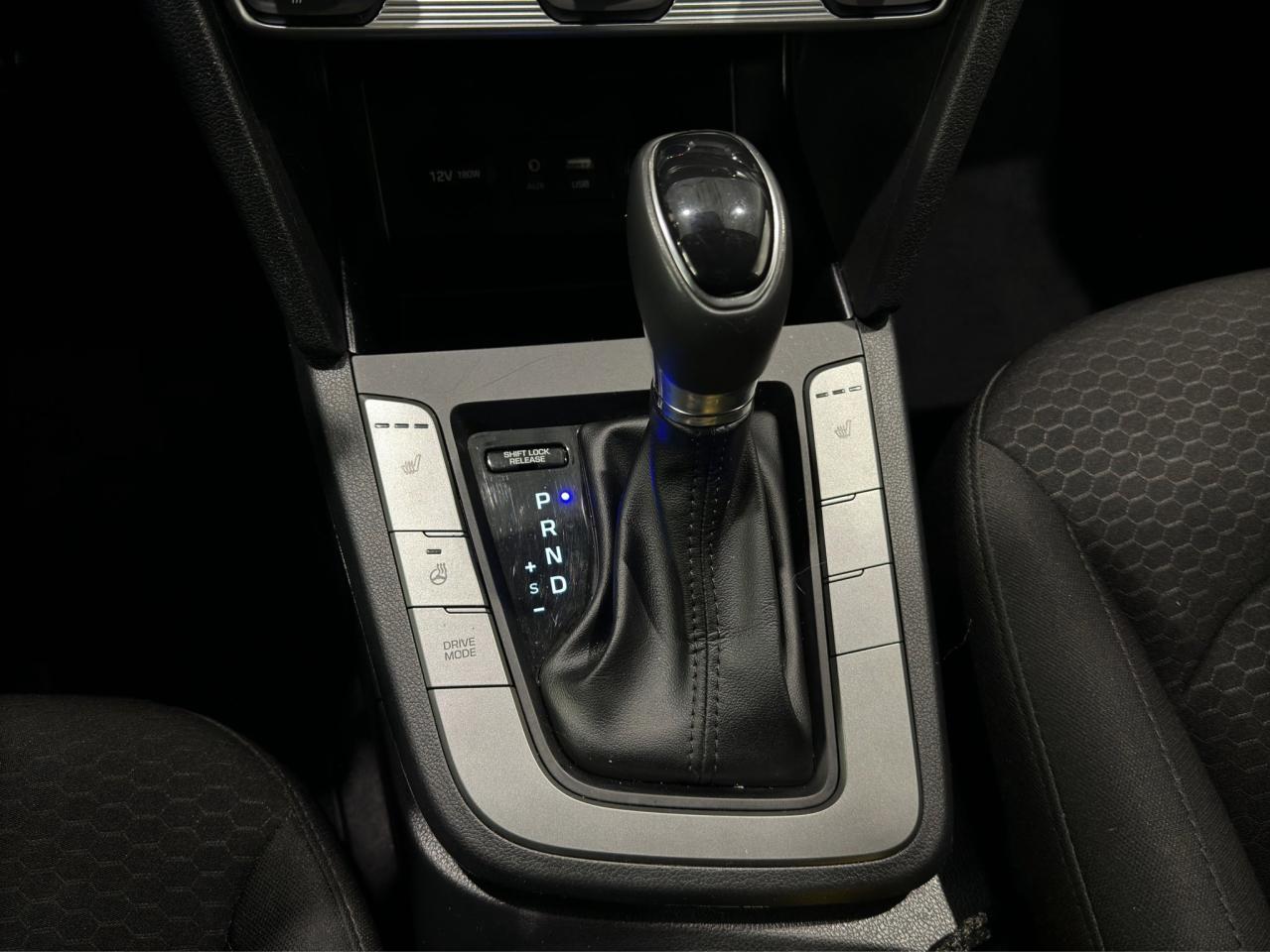 2020 Hyundai Elantra Preferred | Reverse Cam | Heated Seats Photo