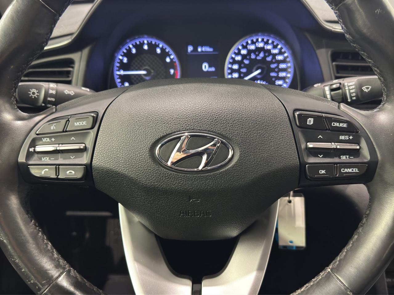 2020 Hyundai Elantra Preferred | Reverse Cam | Heated Seats Photo