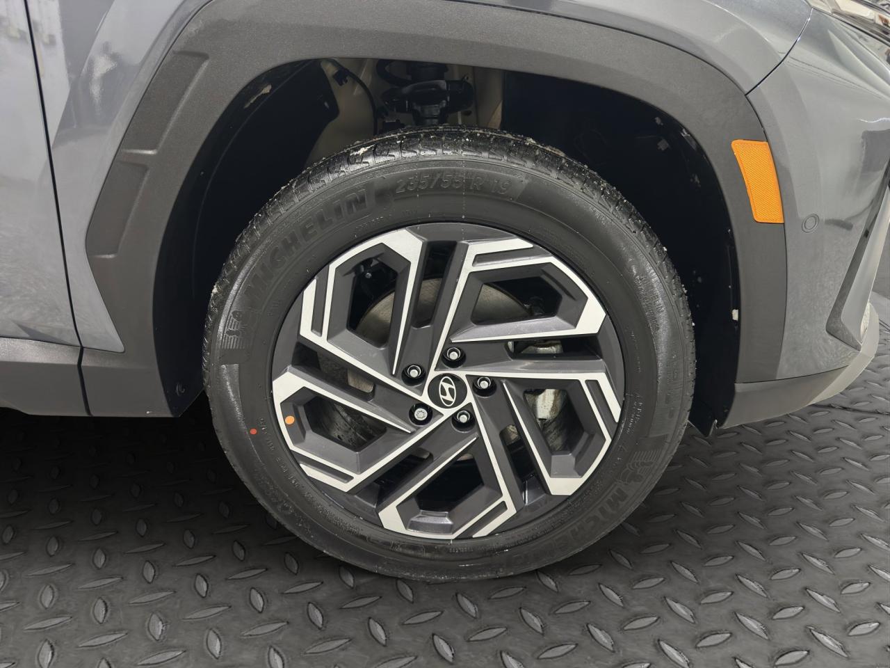 2026 Hyundai Tucson Hybrid Ultimate | Reverse Cam | Sunroof Photo