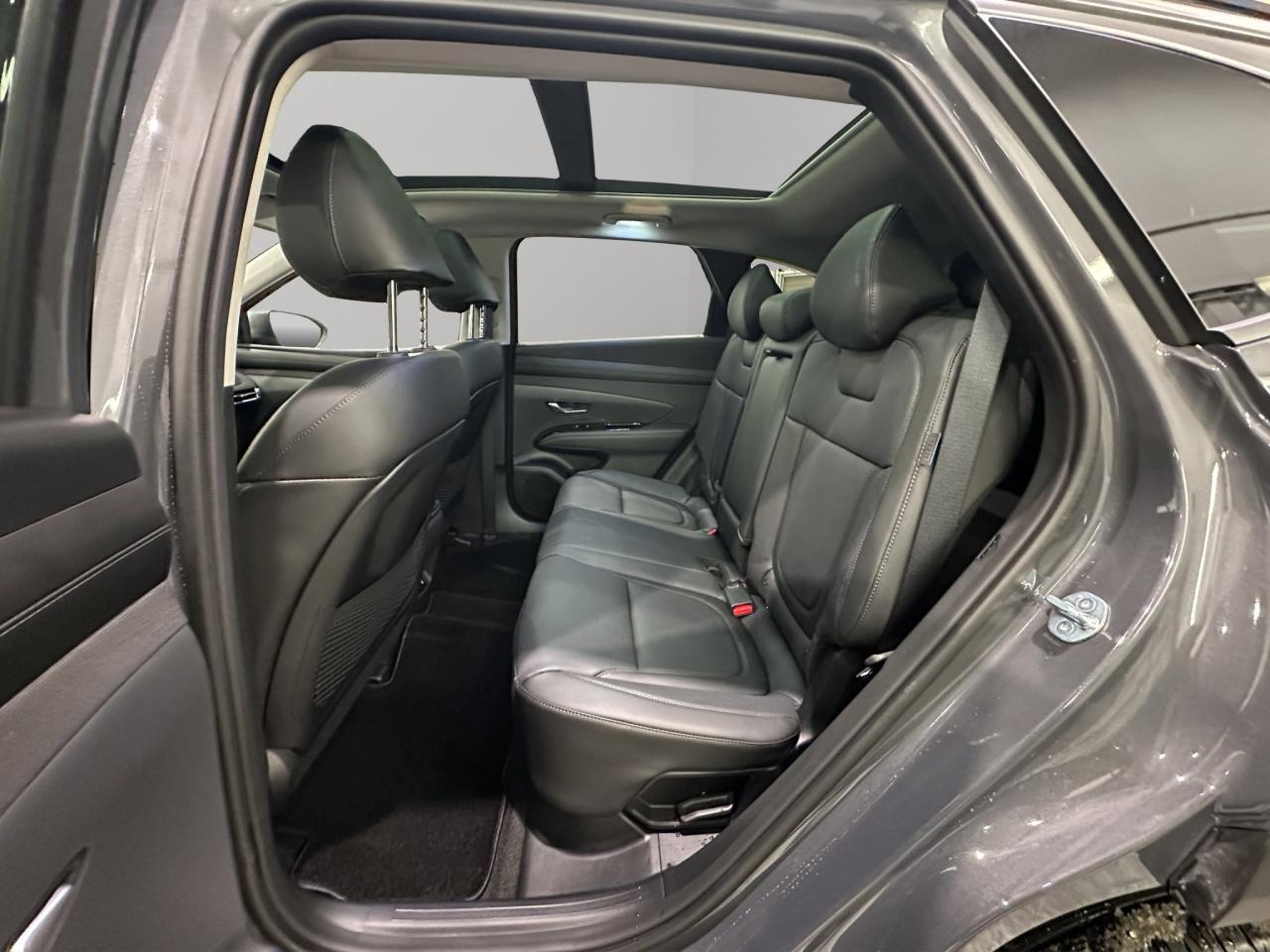 2026 Hyundai Tucson Hybrid Ultimate | Reverse Cam | Sunroof Photo