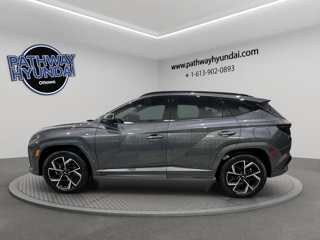 2025 Hyundai Tucson Hybrid N-Line | Reverse Cam | Heated Seats Photo