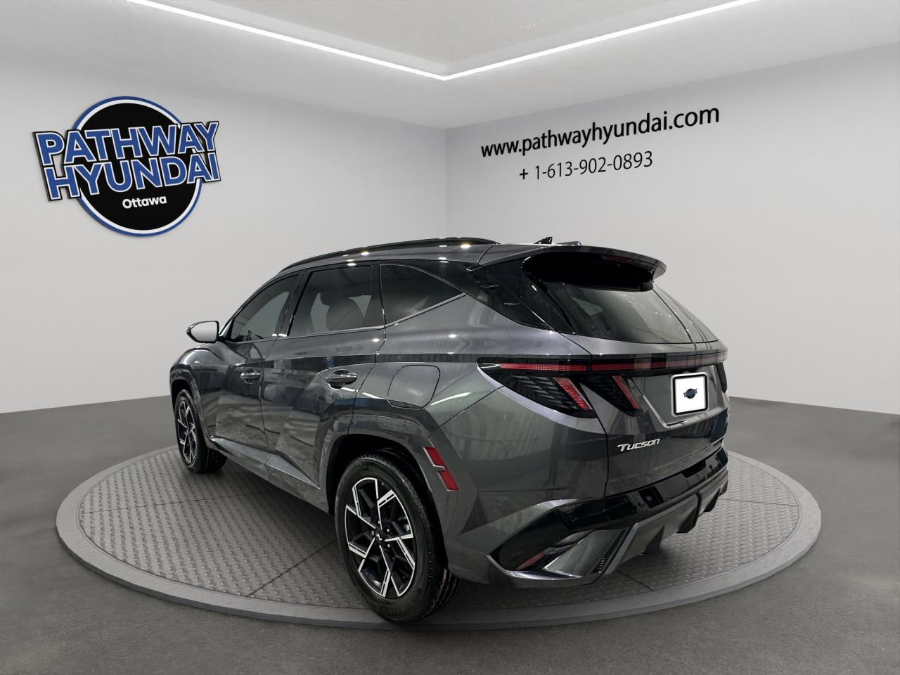 2025 Hyundai Tucson Hybrid N-Line | Reverse Cam | Heated Seats Photo