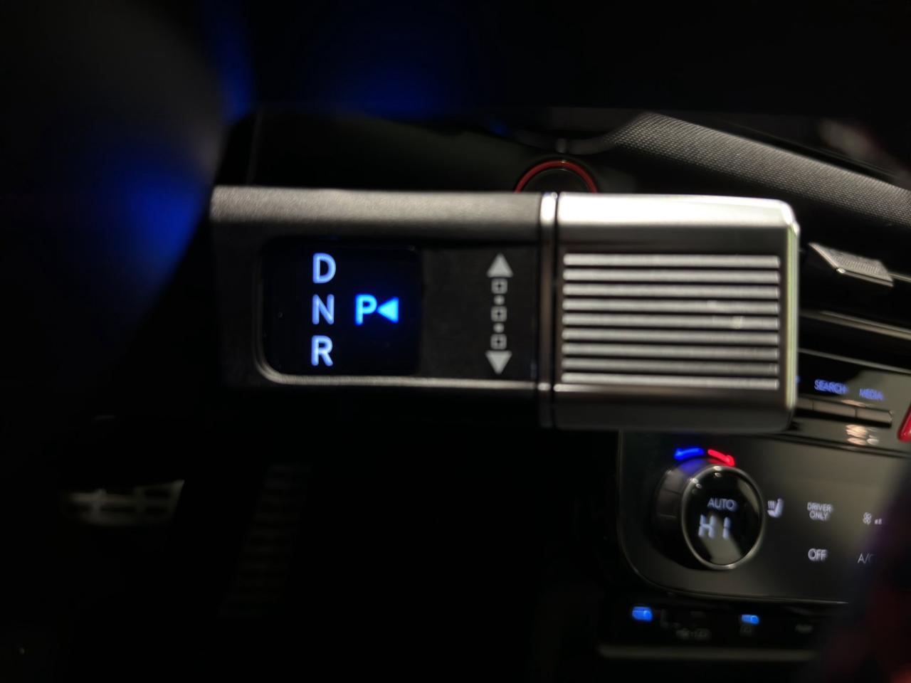 2025 Hyundai Tucson Hybrid N-Line | Reverse Cam | Heated Seats Photo