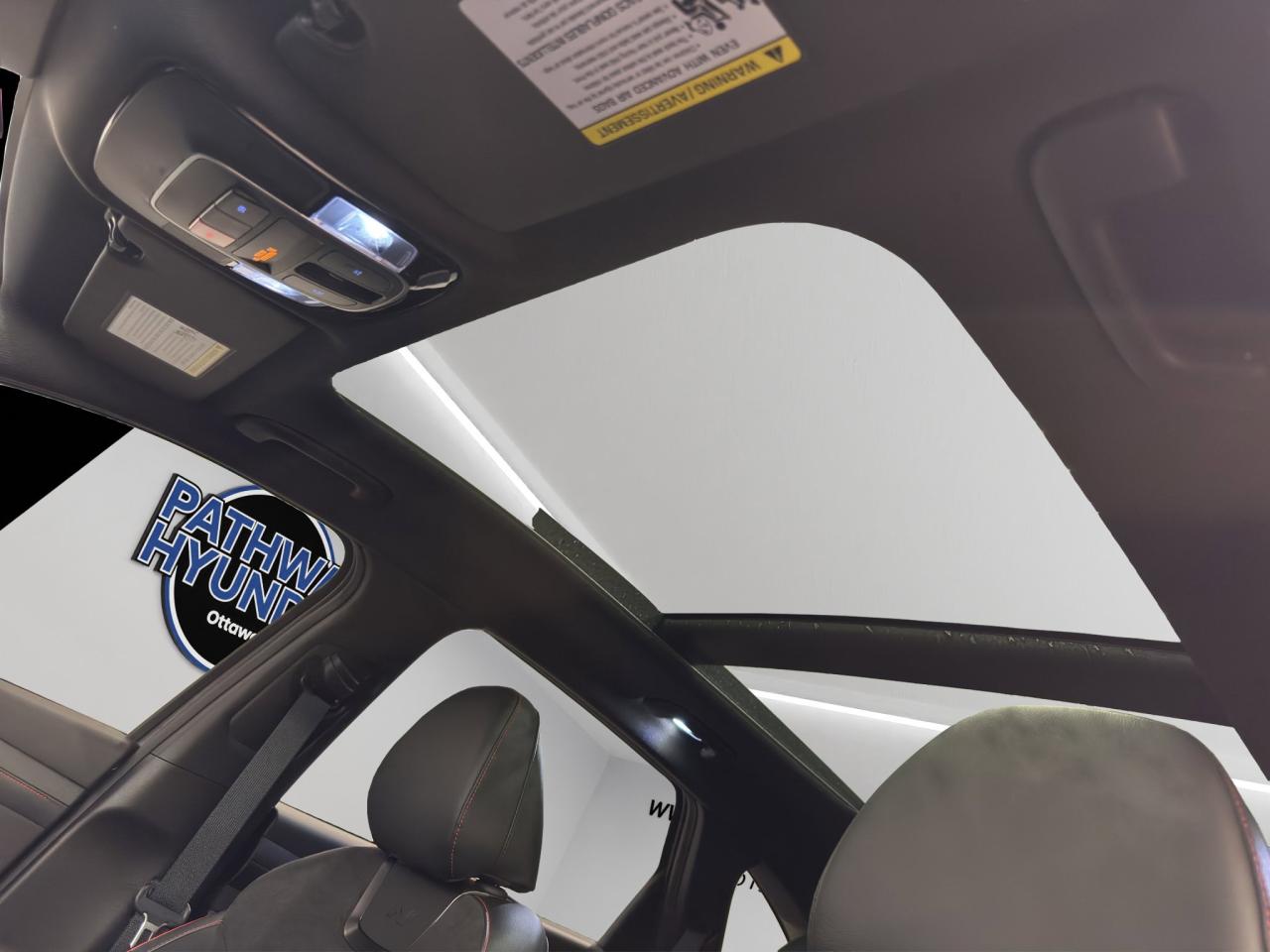 2025 Hyundai Tucson Hybrid N-Line | Reverse Cam | Heated Seats Photo