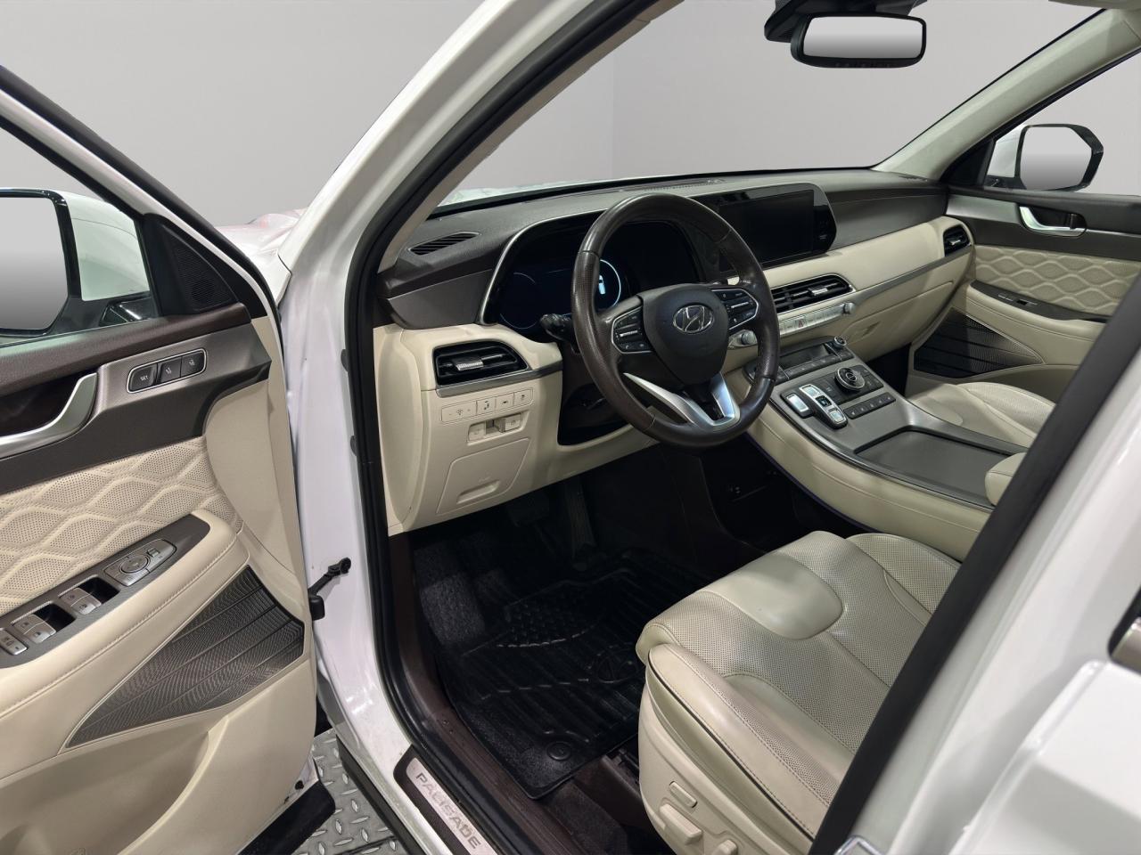2022 Hyundai PALISADE Ultimate Calligraphy | Reverse Cam | Heated Seats Photo