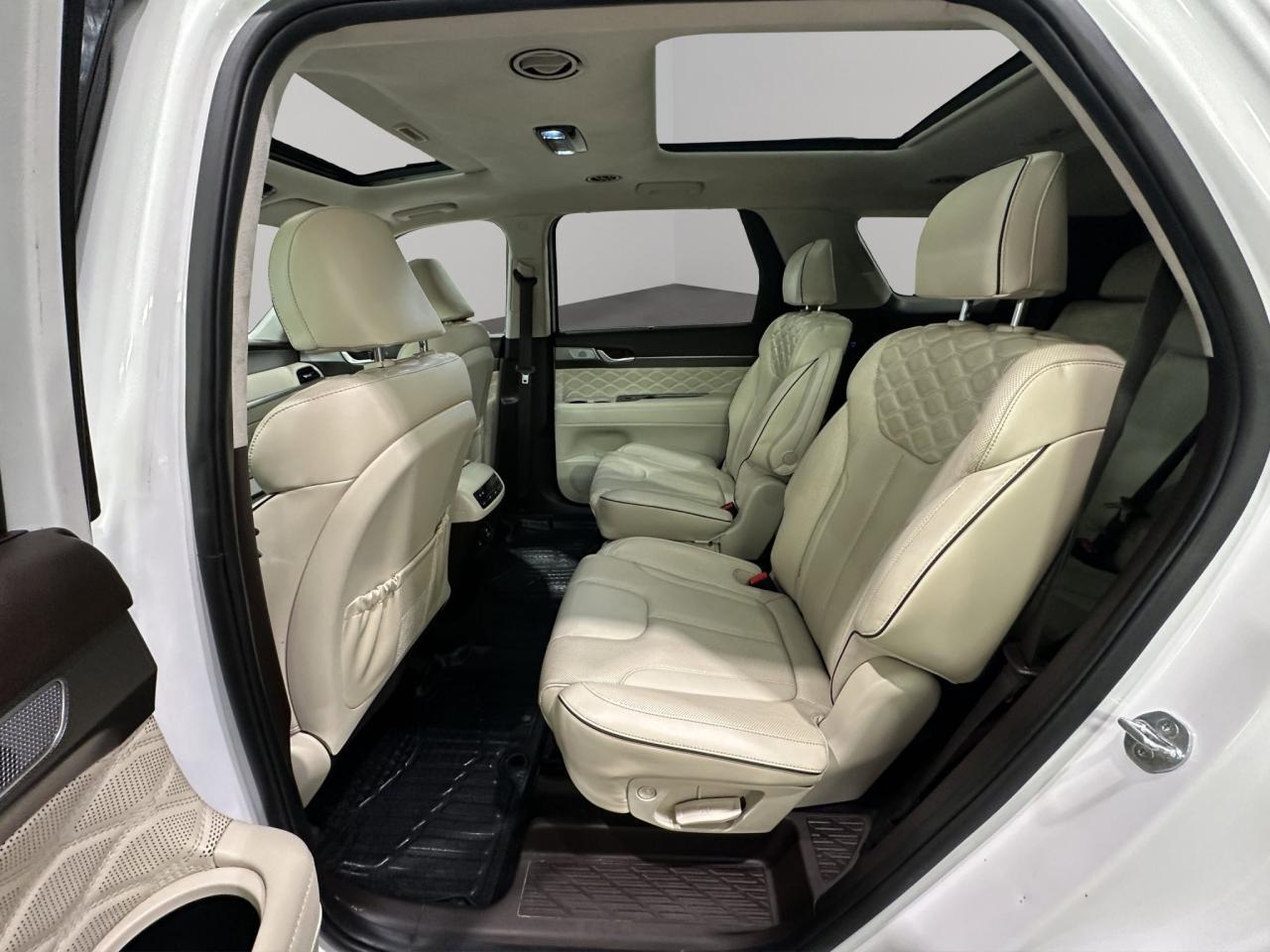 2022 Hyundai PALISADE Ultimate Calligraphy | Reverse Cam | Heated Seats Photo