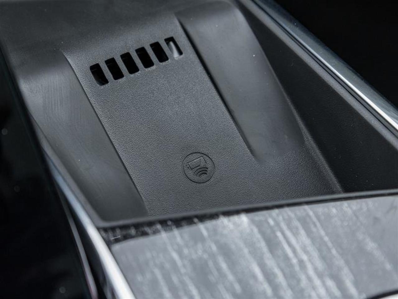 2026 Cadillac Escalade IQ Luxury Photo