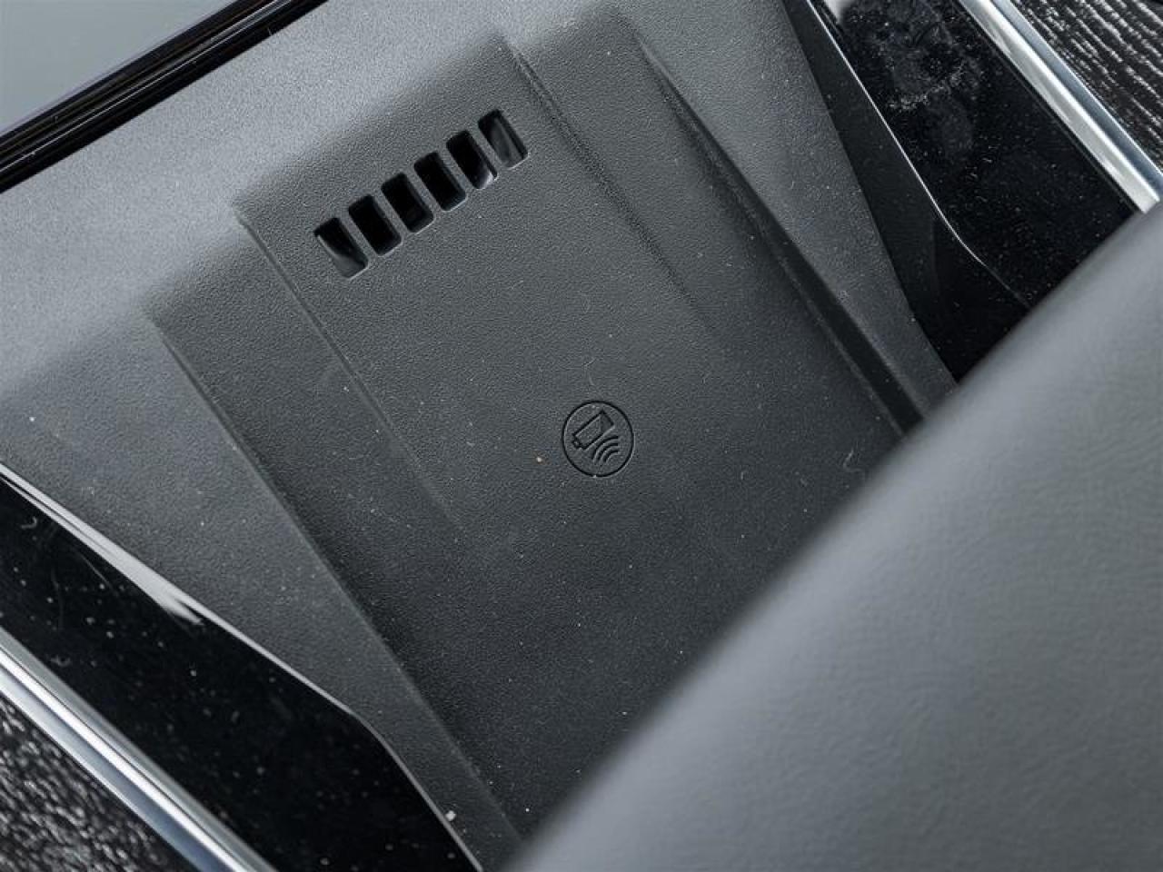 2026 Cadillac Escalade IQ Luxury Photo